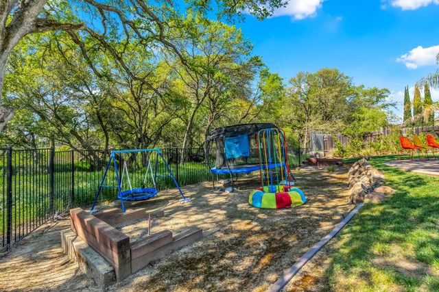 1828 Tuscan Grove Cir, Roseville, CA 95747