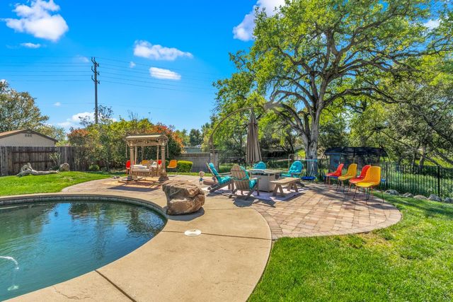 1828 Tuscan Grove Cir, Roseville, CA 95747