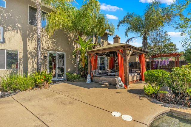 1828 Tuscan Grove Cir, Roseville, CA 95747