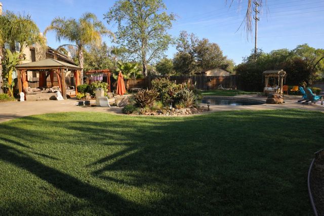 1828 Tuscan Grove Cir, Roseville, CA 95747