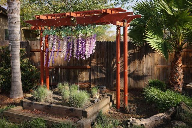 1828 Tuscan Grove Cir, Roseville, CA 95747