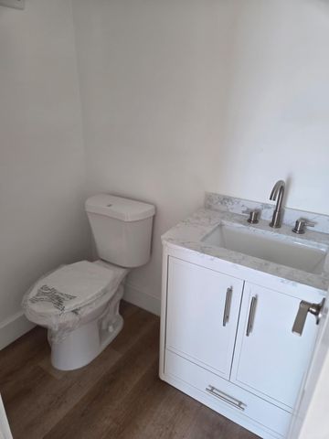 205 ELLESMERE E 205, Deerfield Beach, FL 33442