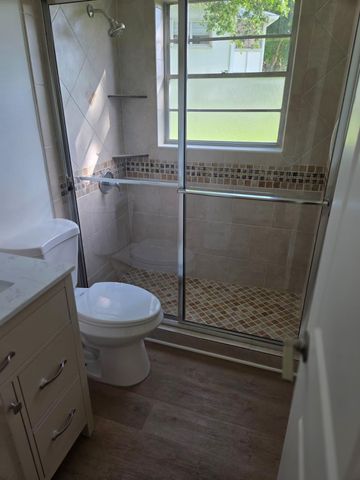 205 ELLESMERE E 205, Deerfield Beach, FL 33442