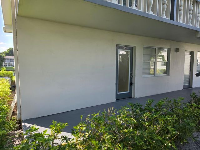 205 ELLESMERE E 205, Deerfield Beach, FL 33442