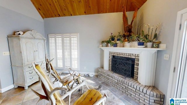 540 COUNTY ROAD 175, Crane Hill, AL 35053