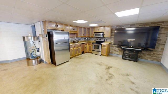 540 COUNTY ROAD 175, Crane Hill, AL 35053