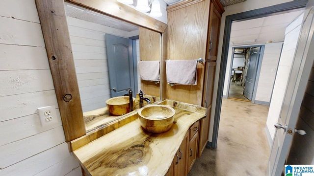 540 COUNTY ROAD 175, Crane Hill, AL 35053