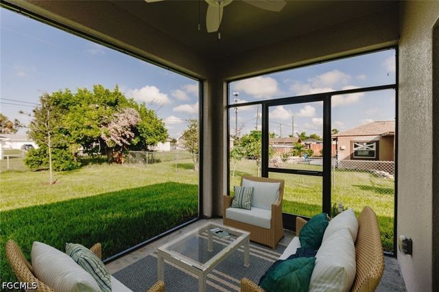 426 NE 16th TER, Cape Coral, FL 33993