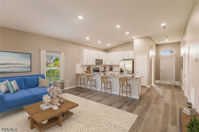 426 NE 16th TER, Cape Coral, FL 33993