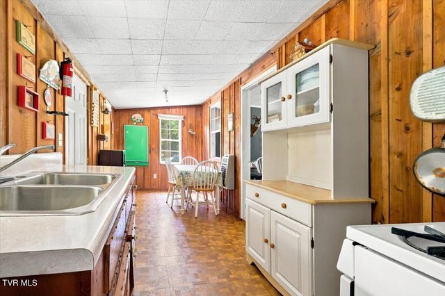 6701 Tennessee 66, Rogersville, TN 37857