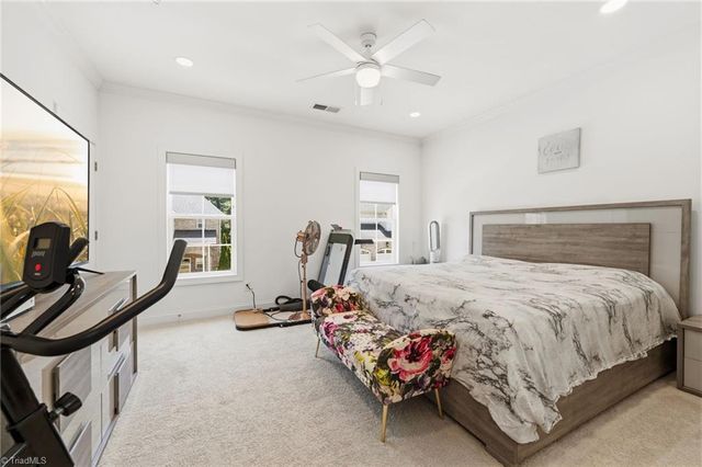 2 Gingerly Way, Greensboro, NC 27455