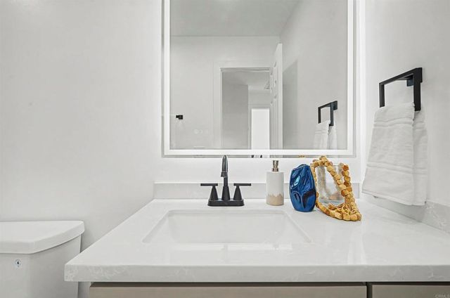 10190 Palm Glen Dr 62, Santee, CA 92071