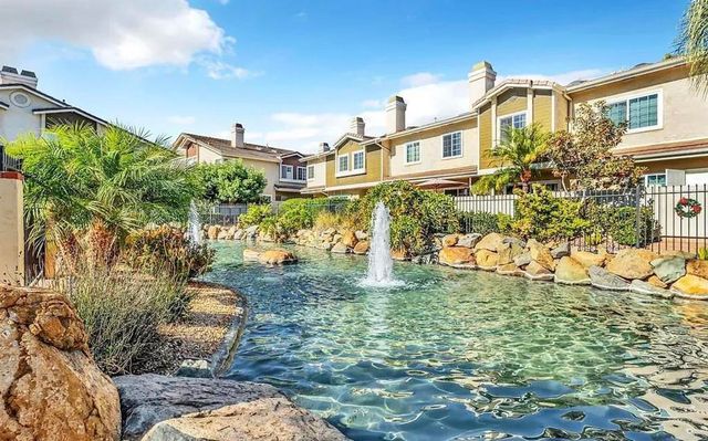 10190 Palm Glen Dr 62, Santee, CA 92071