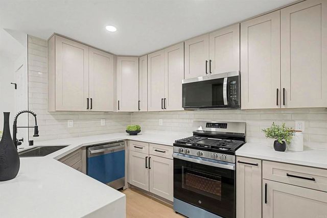 10190 Palm Glen Dr 62, Santee, CA 92071