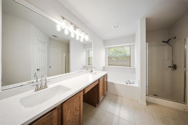 6000 Meadowglen Drive, Denton, TX 76226