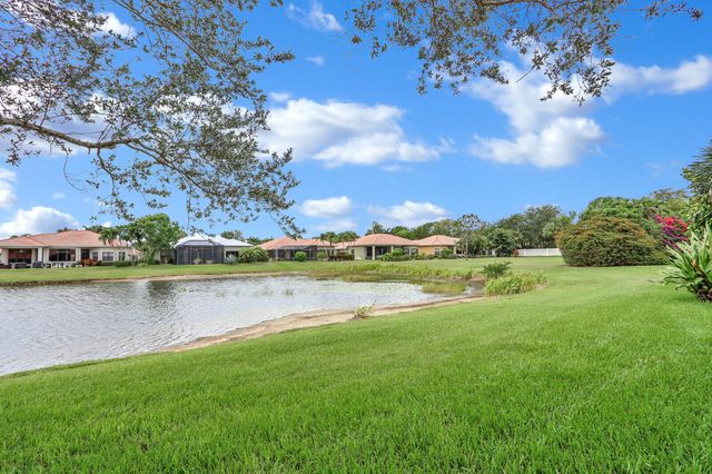 7159 Boscanni Drive, Boynton Beach, FL 33437