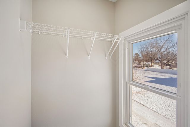 704 E Salem Avenue, Indianola, IA 50125