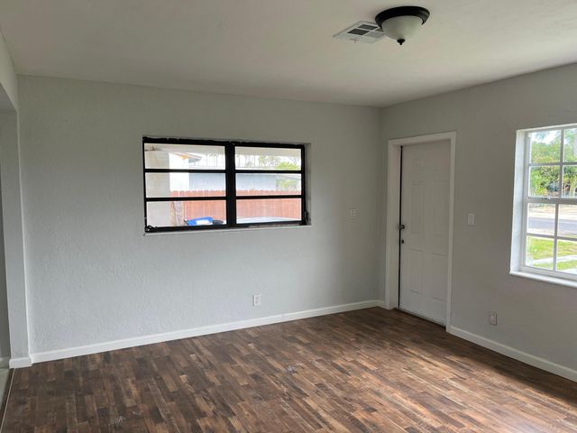 1327 SW 22nd Avenue, Fort Lauderdale, FL 33312