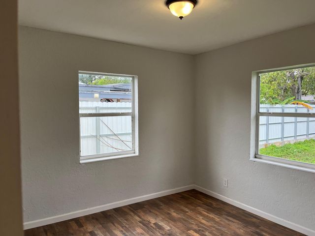 1327 SW 22nd Avenue, Fort Lauderdale, FL 33312