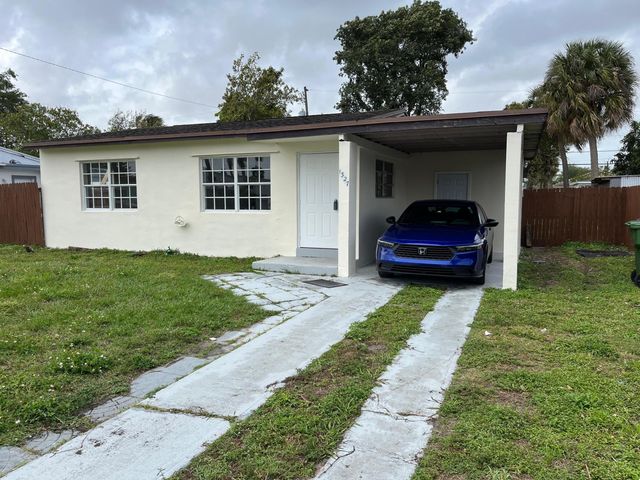 1327 SW 22nd Avenue, Fort Lauderdale, FL 33312