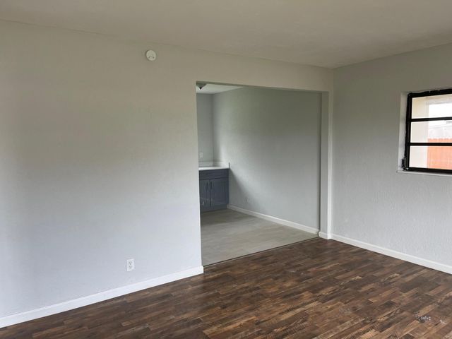 1327 SW 22nd Avenue, Fort Lauderdale, FL 33312