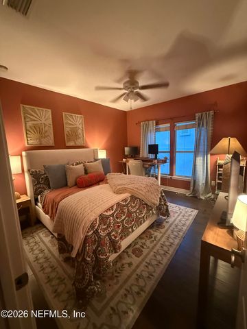 875 8TH Avenue S, Jacksonville Beach, FL 32250