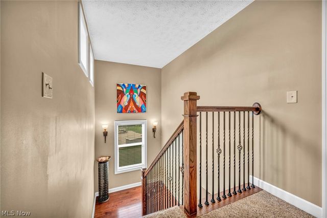 8006 Dovegate Circle, Mentor, OH 44060