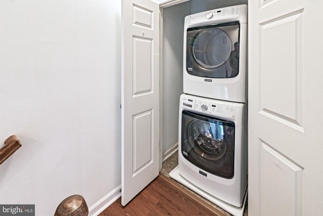 1233 PARISH AVE, Claymont, DE 19703