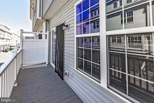 1233 PARISH AVE, Claymont, DE 19703