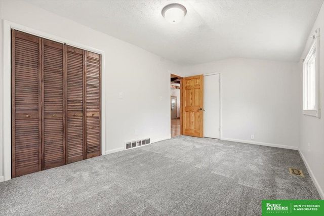 401 W Cloverly Road, Fremont, NE 68025