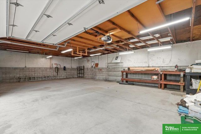 401 W Cloverly Road, Fremont, NE 68025