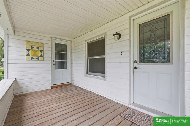 401 W Cloverly Road, Fremont, NE 68025