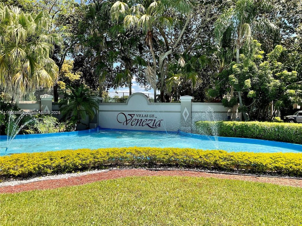 9846 Nob Hill Ln 9846, Sunrise, FL 33351
