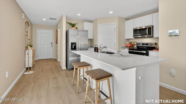 5904 VICTORIA CREEK Lane, Jacksonville, FL 32219