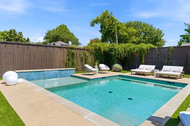 2319 Castle Rock Road, Carrollton, TX 75007