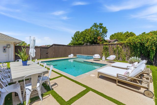 2319 Castle Rock Road, Carrollton, TX 75007