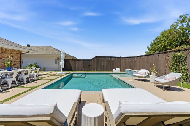 2319 Castle Rock Road, Carrollton, TX 75007