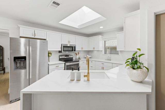 2319 Castle Rock Road, Carrollton, TX 75007