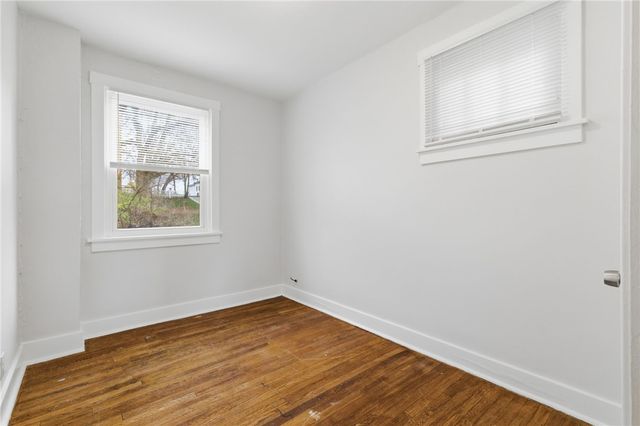 2721 Pyramid Ave, Brentwood, PA 15227