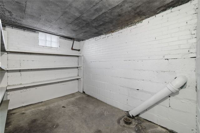 2721 Pyramid Ave, Brentwood, PA 15227