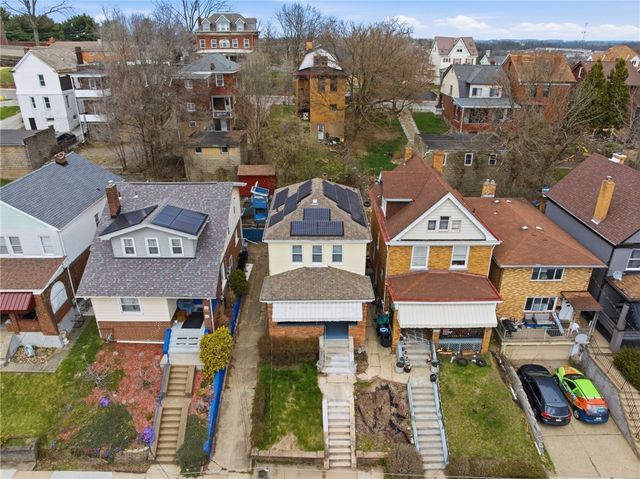 2721 Pyramid Ave, Brentwood, PA 15227