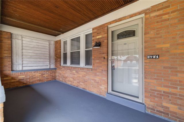 2721 Pyramid Ave, Brentwood, PA 15227