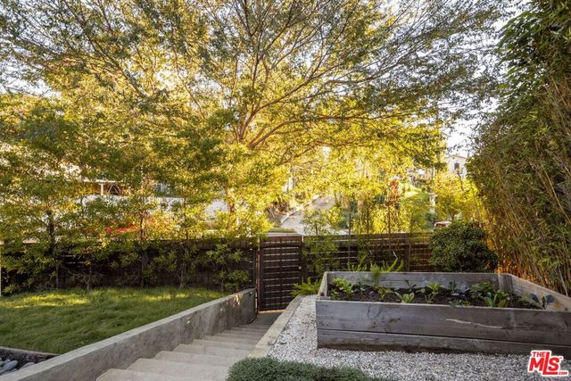 5049 San Rafael Avenue, Los Angeles, CA 90042