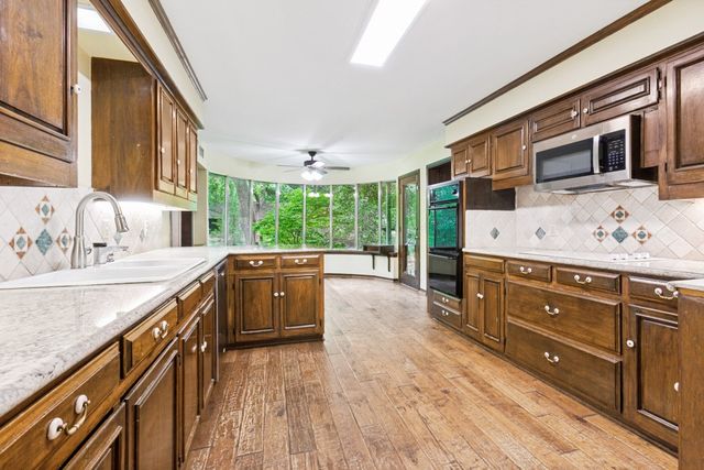 7026 Dartbrook Drive, Dallas, TX 75254