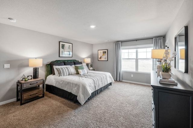 2442 Chloe Lane, Hiawatha, IA 52233