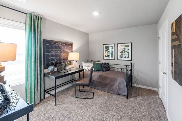 2442 Chloe Lane, Hiawatha, IA 52233