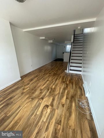 1523 W THOMPSON ST, Philadelphia, PA 19121