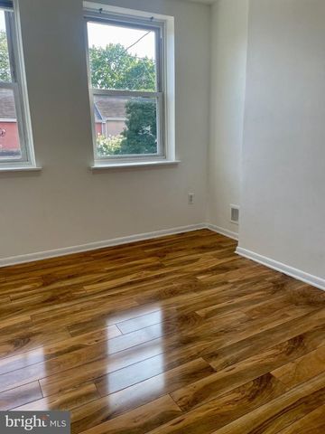 1523 W THOMPSON ST, Philadelphia, PA 19121