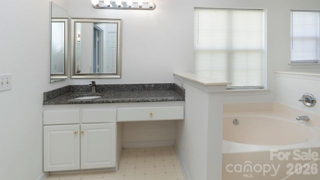 11807 Song Sparrow Lane, Charlotte, NC 28269