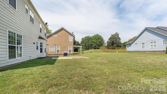 11807 Song Sparrow Lane, Charlotte, NC 28269